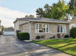 1017 Palmer St, Downers Grove, IL 60516