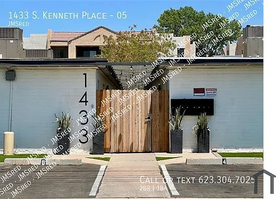 1433 S Kenneth Pl #5