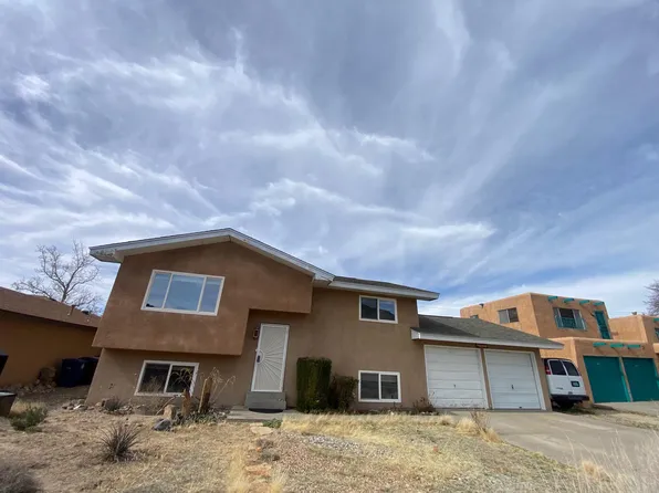 1921 Chelwood Park Blvd NE, Albuquerque, NM 87112