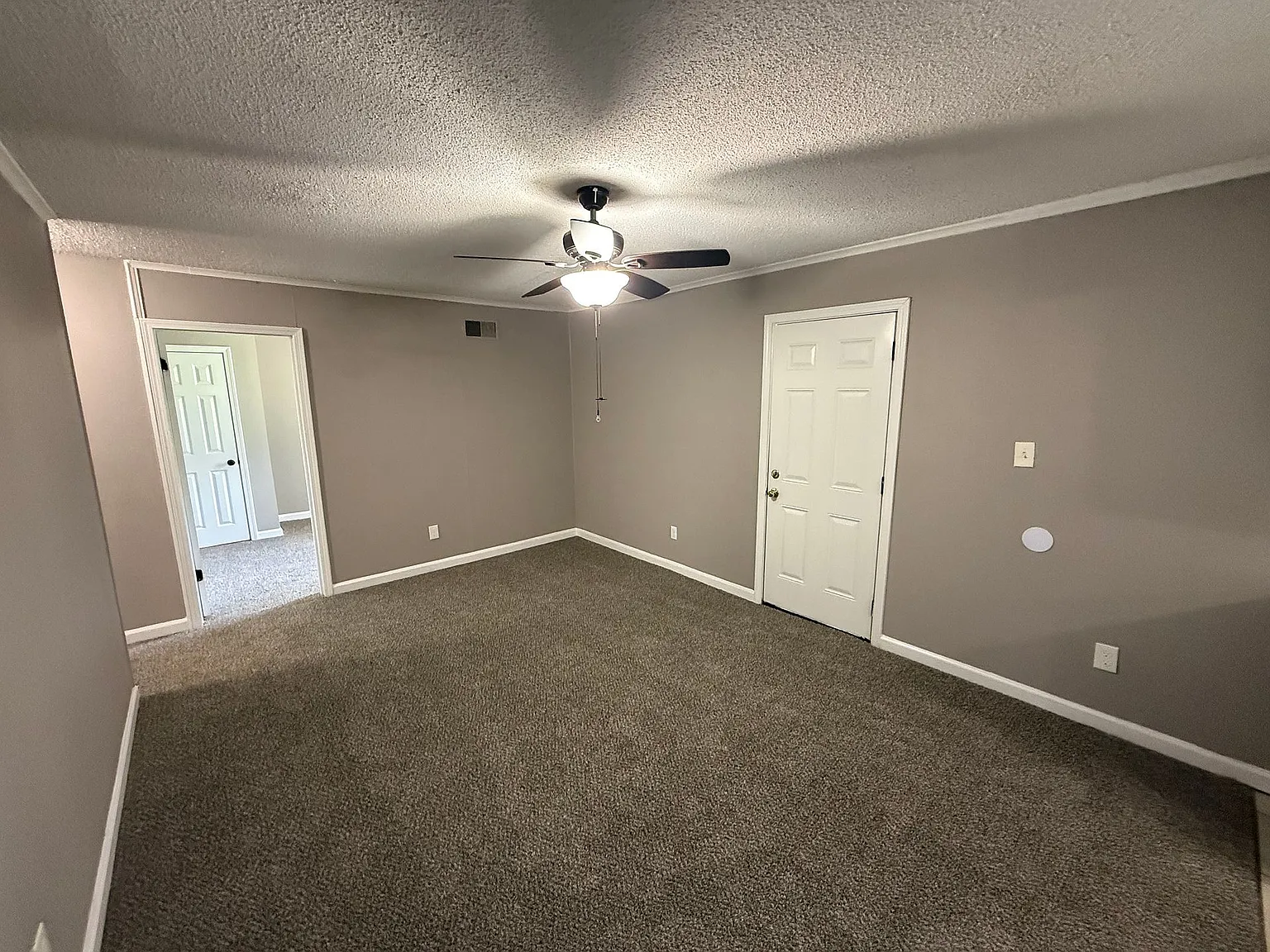4232 Knight Arnold Rd — Photo 2