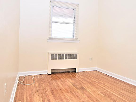 2nd image of 1019 E 225th St APT 1