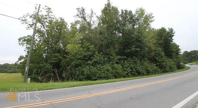 2nd image of 675 Dunlap Rd NE