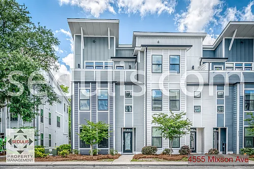4555 Mixson Ave Photo 1