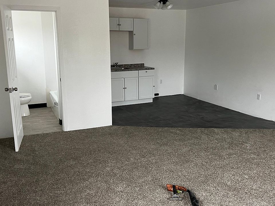 1st image of 8405 Reading Rd APT 4