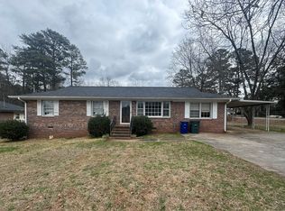 318 Leola Dr, Griffin, GA 30224
