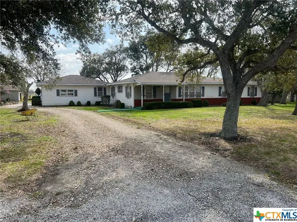 4296 Us Highway 87, Port Lavaca, TX 77979