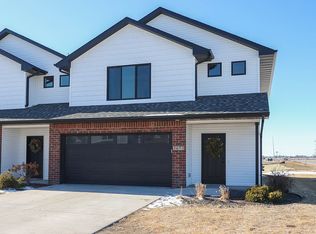 1673 Aspen Ct, North Liberty, IA