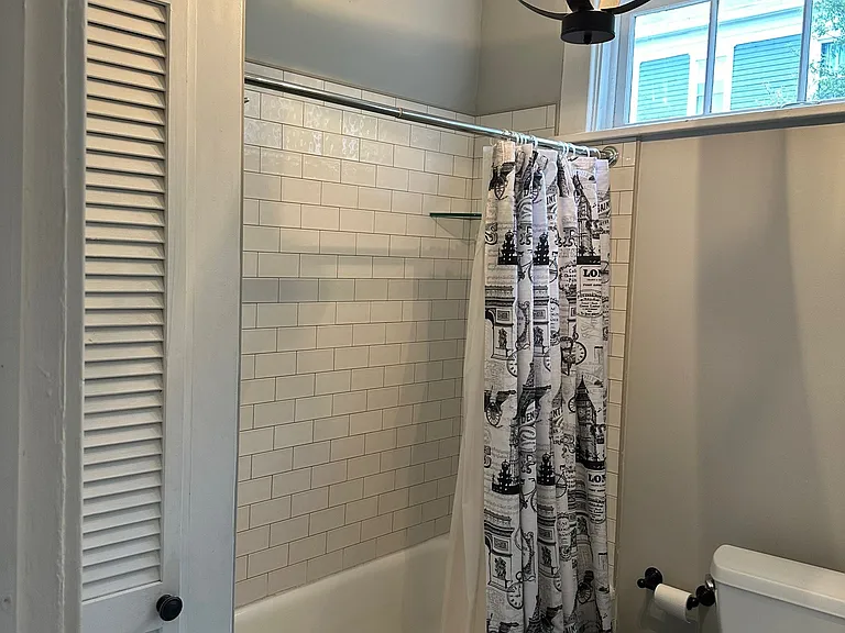 2401 Habersham St #A — Photo 20