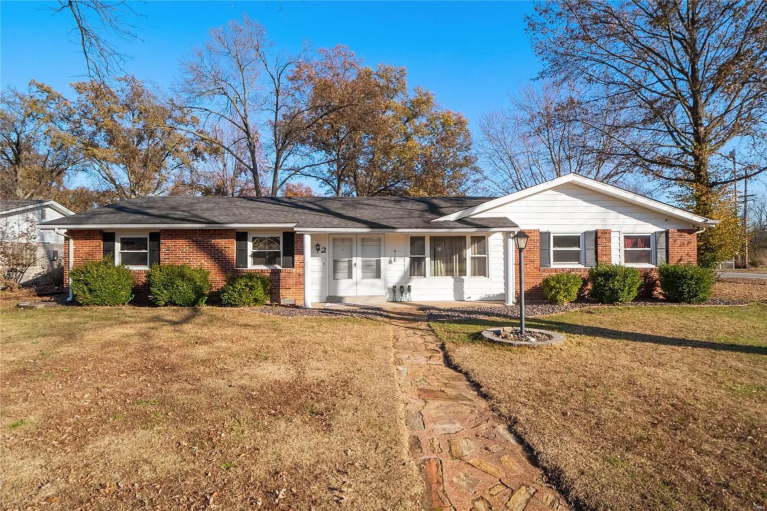 2 Hanson Dr photo 1