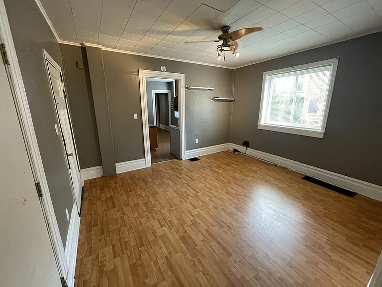 912 Ivy St #1 — Photo 2