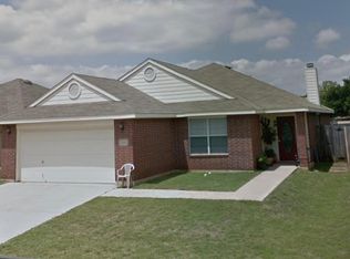 7836 Whitney Ln, Fort Worth, TX 76112