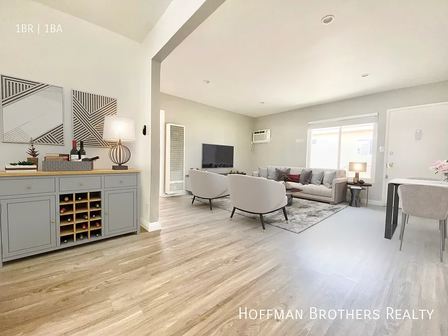 1 bed, $2,295 — Photo 2