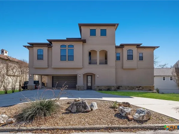 380 Rio Dr, New Braunfels, TX 78130