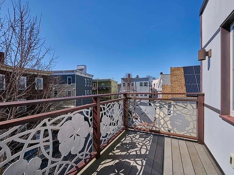 17 Clary St #1 — Photo 14