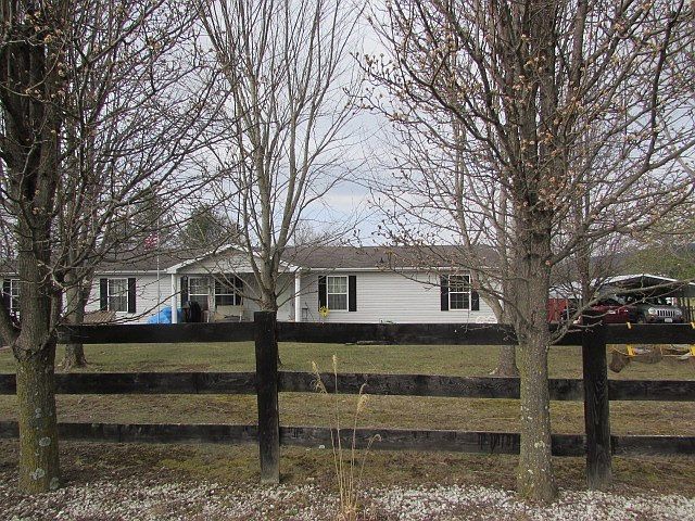 1st image of 679 Carterville Heights Rd
