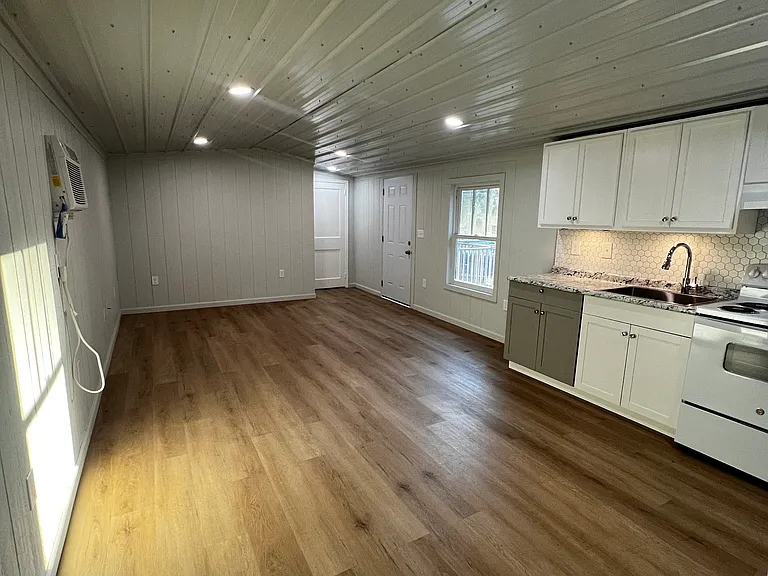 314 Dogwood Dr #B — Photo 7