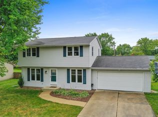 700 Floral Dr, Green Bay, WI 54301