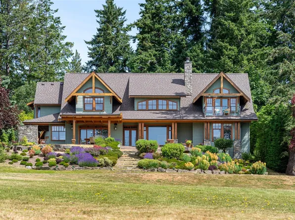 121 Howard Rd, Saltspring Island, BC V8K 1N2