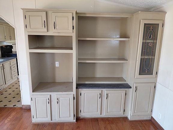2nd image of 21160 Ashley Brook Way
