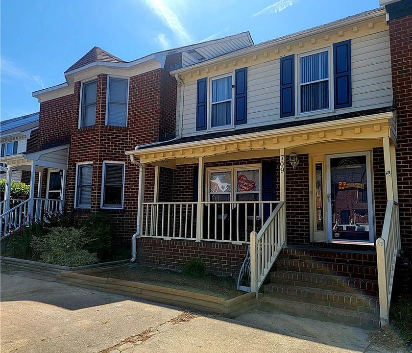 1st image of 709 Kennesaw Ct