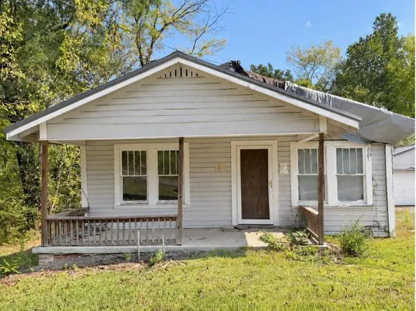 313 Del Rio Dr, Birmingham, AL 35235