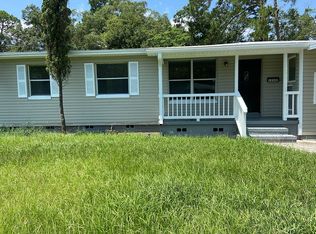 10342 Swarthmore Dr, Jacksonville, FL 32218