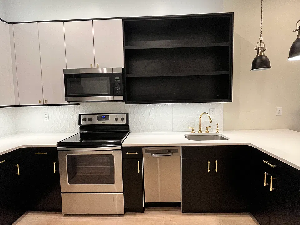 609 Communipaw Ave #1R