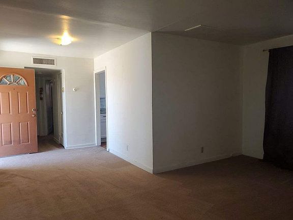 4th image of 228 N Grande Ave