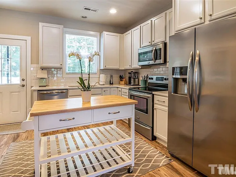 2800 Bedford Green Dr #106 — Photo 7