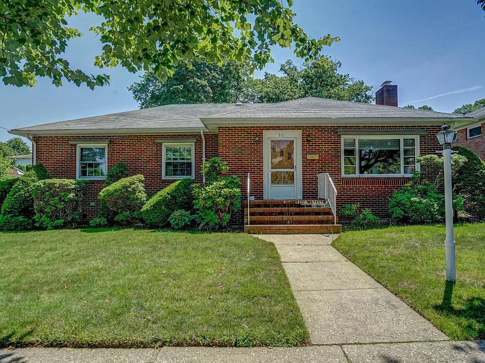 1st image of 771 Davis Ave