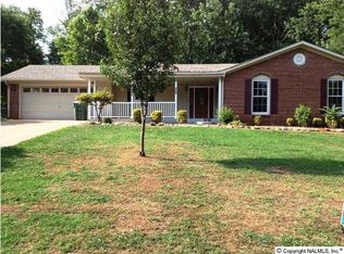 225 Becky Dr, Meridianville, AL 35759