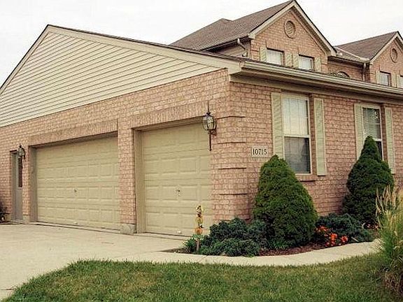 3rd image of 10715 Carolina Pines Dr