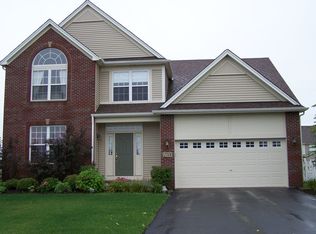 2714 Bauer Rd, North Aurora, IL 60542