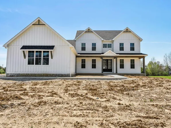 5852 Sycamore Trail Dr, Galena, OH 43021