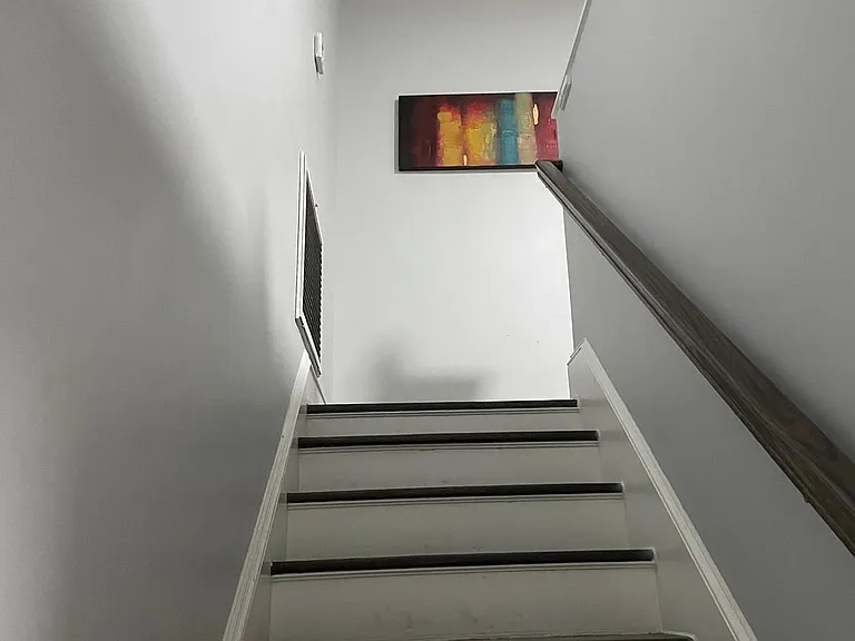 730 7th Ave — Photo 10