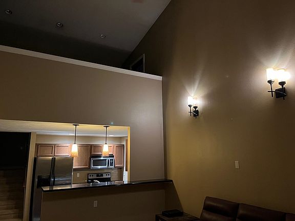 3rd image of 1126 S Coeur D Alene St Unit B