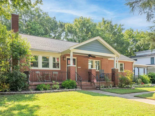 209 Lincoln Ct, Raleigh, NC 27610