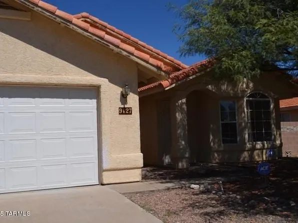 9127 E Wolfberry St, Tucson, AZ 85747