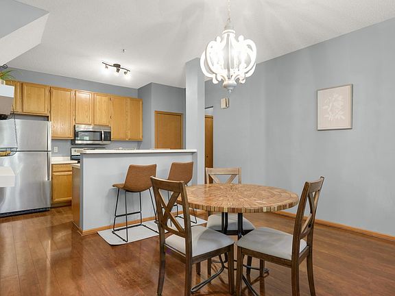 3rd image of 13533 Carmody Dr