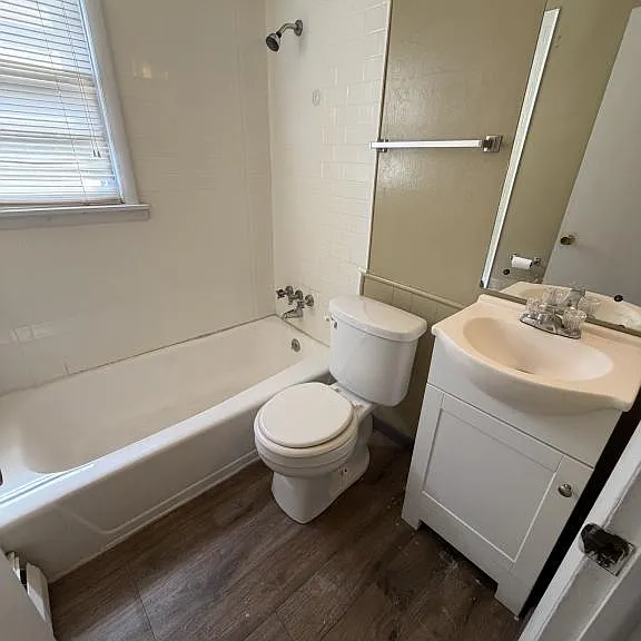3053 Hadley Ave #5 — Photo 7