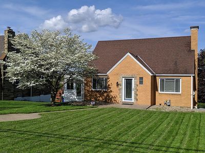 102 Herbst Rd, Coraopolis, PA, 15108