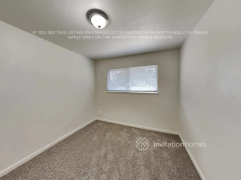 10813 Oakton Way — Photo 11