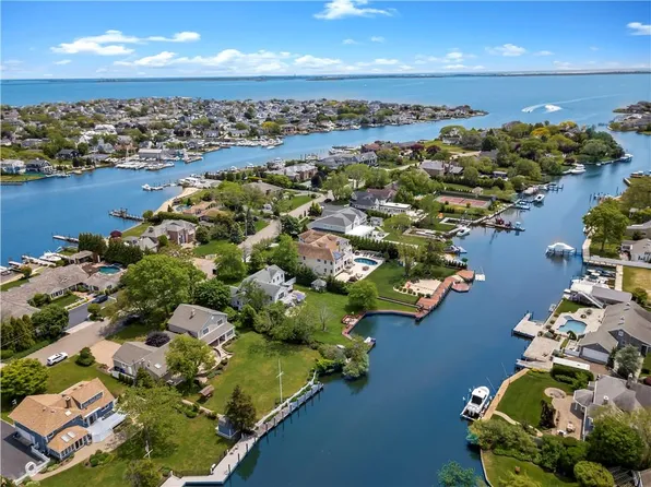 114 Peninsula Drive, Babylon, NY 11702