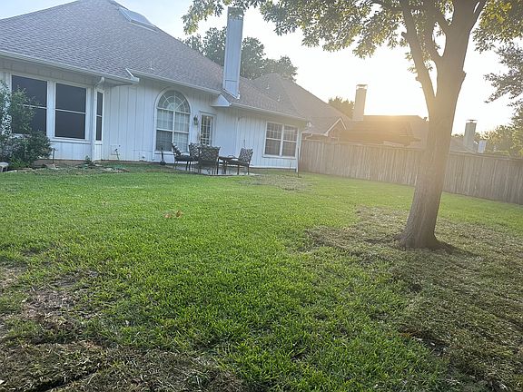 4th image of 10118 Andre Dr