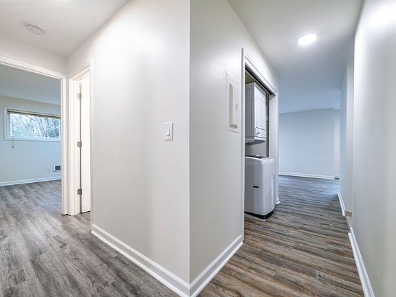 5th image of 7060 Lincoln Park Way SW #301