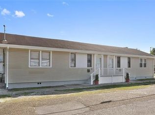 9007 Peach St, New Orleans, LA 70118