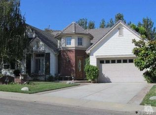 521 Astorian Dr, Simi Valley, CA 93065