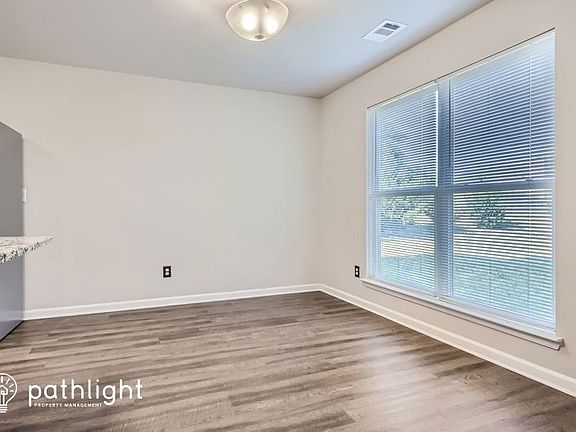 4th image of 375 McGiboney Ln