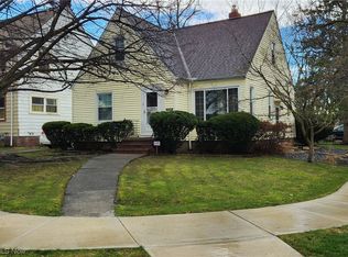 5760 W 46th St, Parma, OH 44134