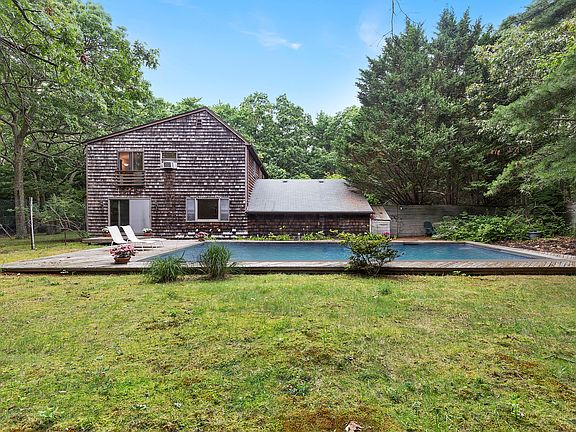 2nd image of 31 Shorewood Dr